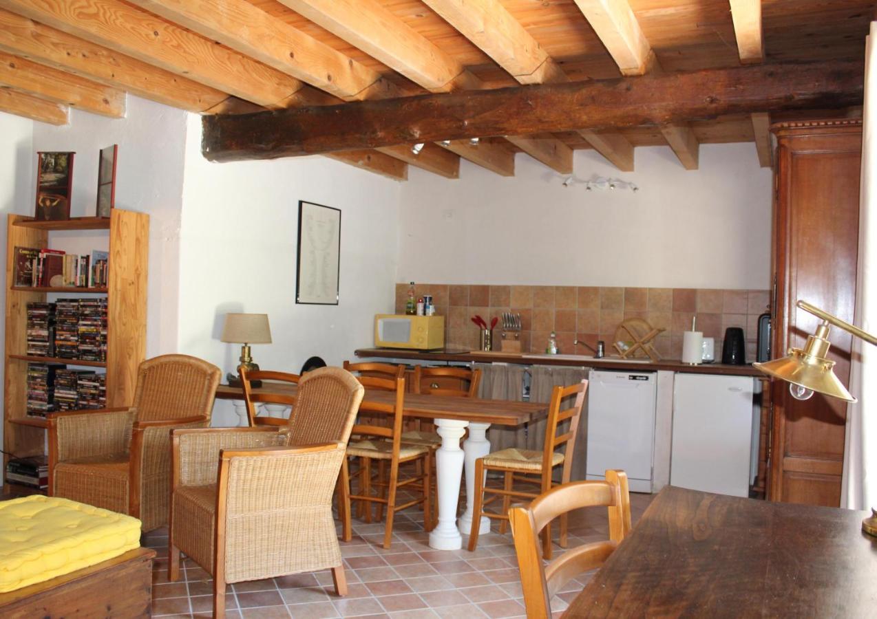 Le Petit Chai Niche Sous La Cite, Carcassonne Exterior photo